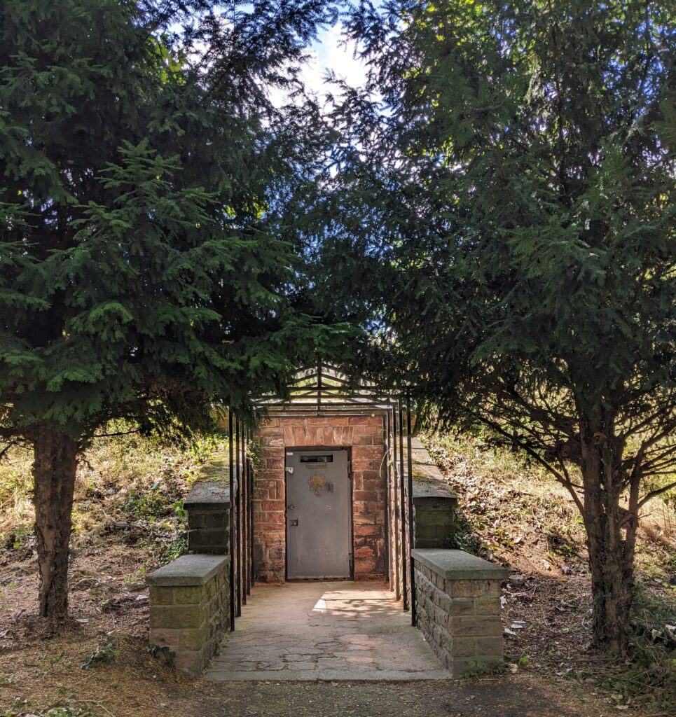 Eingang Fort Josef 2026